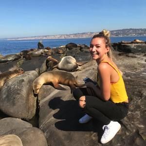 Meet your Posher, Amber